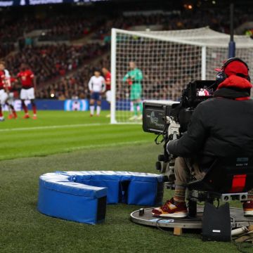 Επιθυμία της Premier League  να διεξαχθούν και τα 92 εναπομείναντα ματς