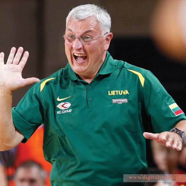 O Γιόνας Καζλάουσκας καλεσμένος στο PICK N ROLL της COSMOTE TV