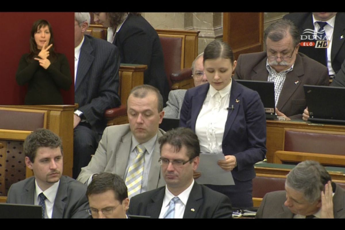 5e21d3cfd9bcc0db13ae5da246518d87 XL f4abe5d2