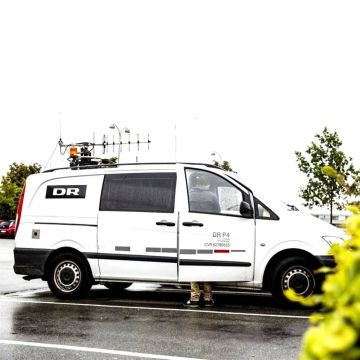 Η DR κλείνει τρία τηλεοπτικά κανάλια και τρεις ραδιοφωνικούς σταθμούς