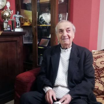 Ο θρυλικός Κώστας Νεστορίδης στο «Μονόγραμμα» της ΕΡΤ2