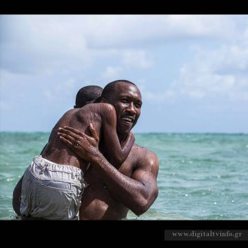 Tο οσκαρικό ‘Moonlight" απόψε στην COSMOTE TV