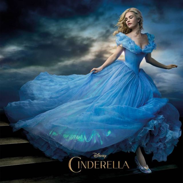 Μαγικά Χριστούγεννα στη Nova!