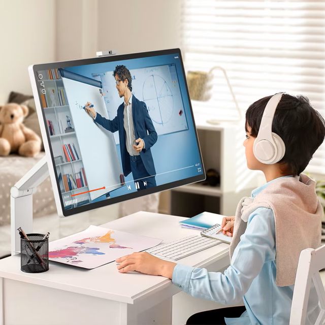 LG ΠΑΡΟΥΣΙΑΖΕΙ 9 ΕΞΥΠΝΟΥΣ ΤΡΟΠΟΥΣ ΝΑ ΑΞΙΟΠΟΙΗΣΕΤΕ ΜΙΑ ΠΛΗΡΩΣ ΠΕΡΙΣΤΡΕΦΟΜΕΝΗ SMART ΟΘΟΝΗ ΑΦΗΣ ΣΤΗΝ ΚΑΘΗΜΕΡΙΝΟΤΗΤΑ ΣΑΣ