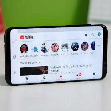 YouTube: Δοκιμάζει την εναλλαγή των full-screen videos σε στυλ TikTok