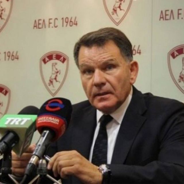 «Επίθεση» Λάρισας και στον… σπίκερ του Cosmote TV!