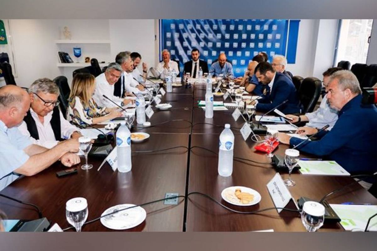 64d3368c4f3ee25452c15c37839a6ee3 XL ff821c5c