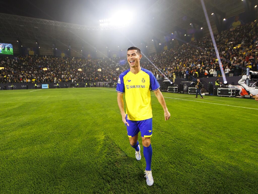 cristiano ronaldo al nassr jersey kit