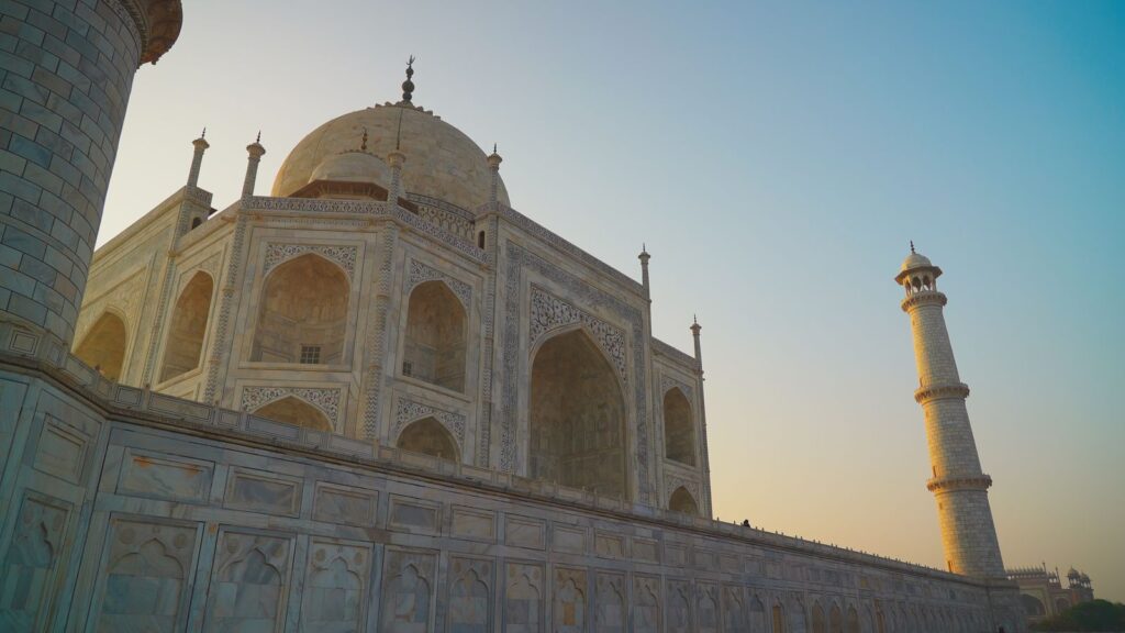 Viasat History Taj Mahal contre plongeel