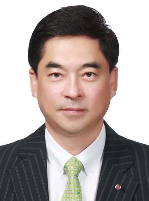 Park Hyoung sei president of the HE Company