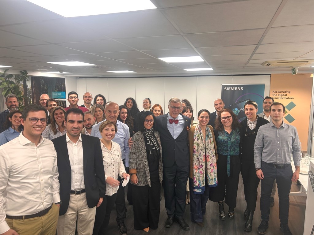 Siemens UoA MBA Visit 1