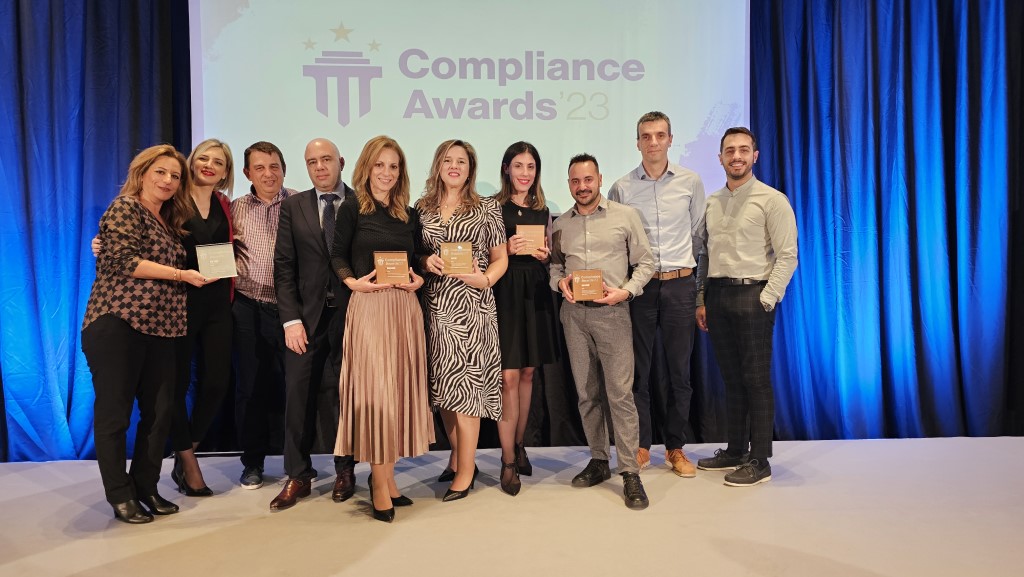 Δελτίο Τύπου Nova Διακρίσεις στα Compliance Awards. 1