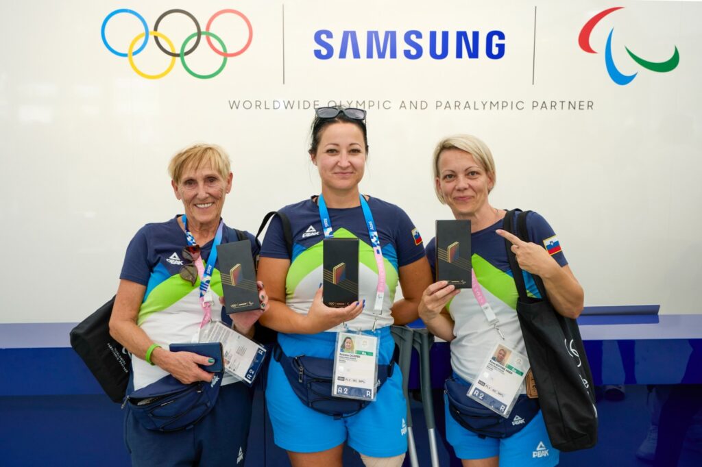 6 samsung mobile paris 2024 paralympic games z flip6 olympic edition athlete and fan experience