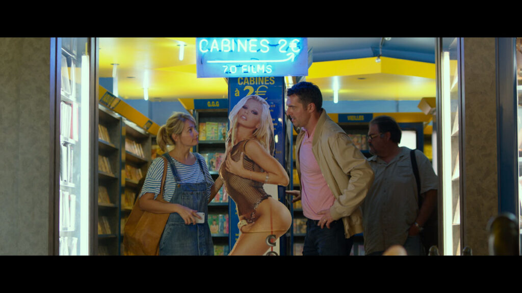 DivorceClub TIFF Image 20