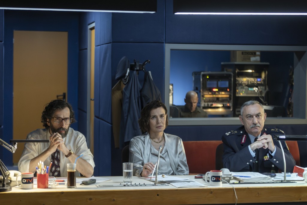 LAST CALL Domniki Mitropoulou Photo 2