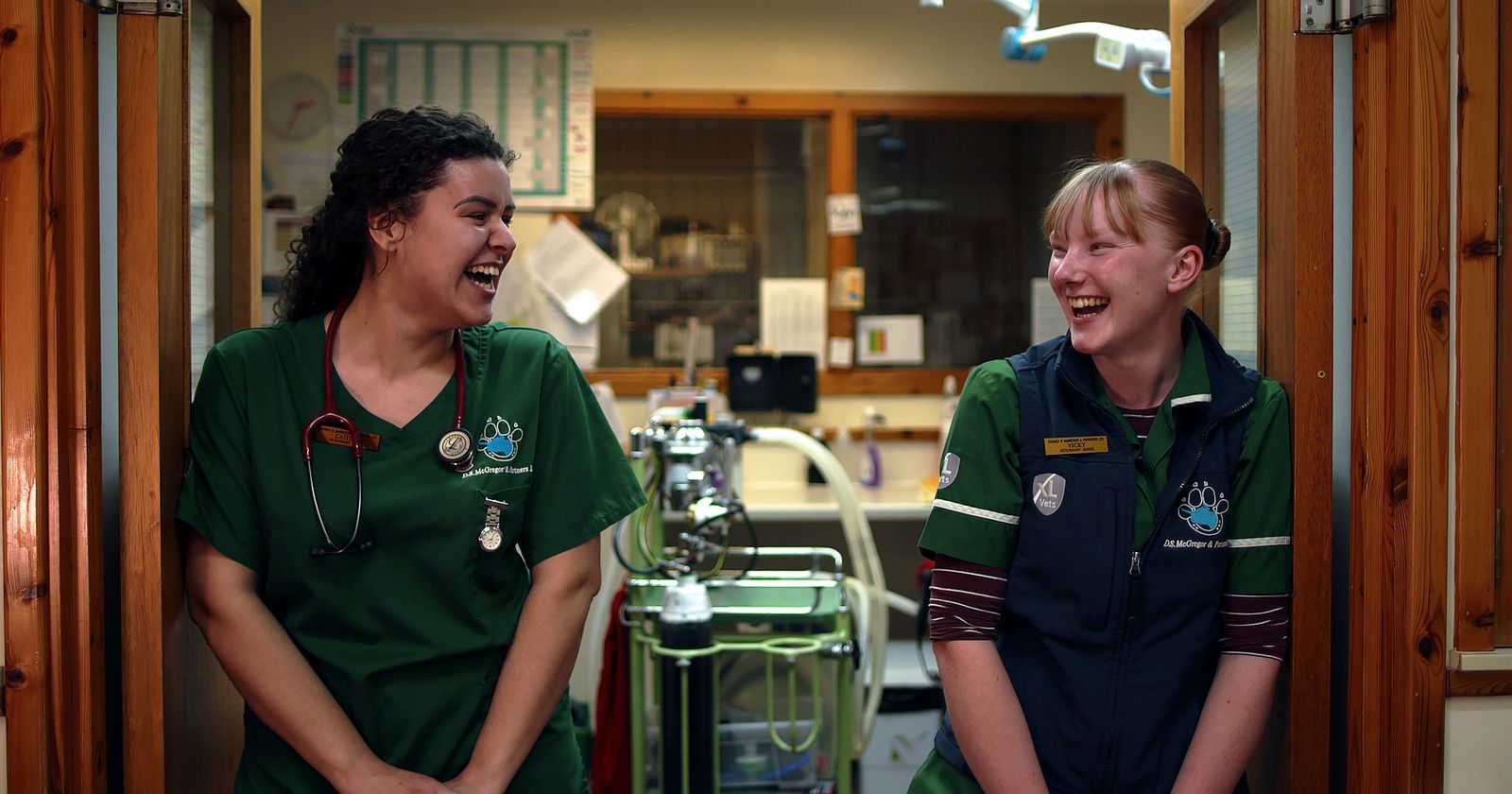 Viasat NATURE Highland Vets THV Caitlyn Vicky 2