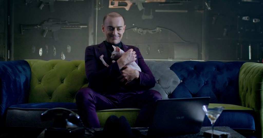 COSMOTE TV Κακές Ιδέες 4