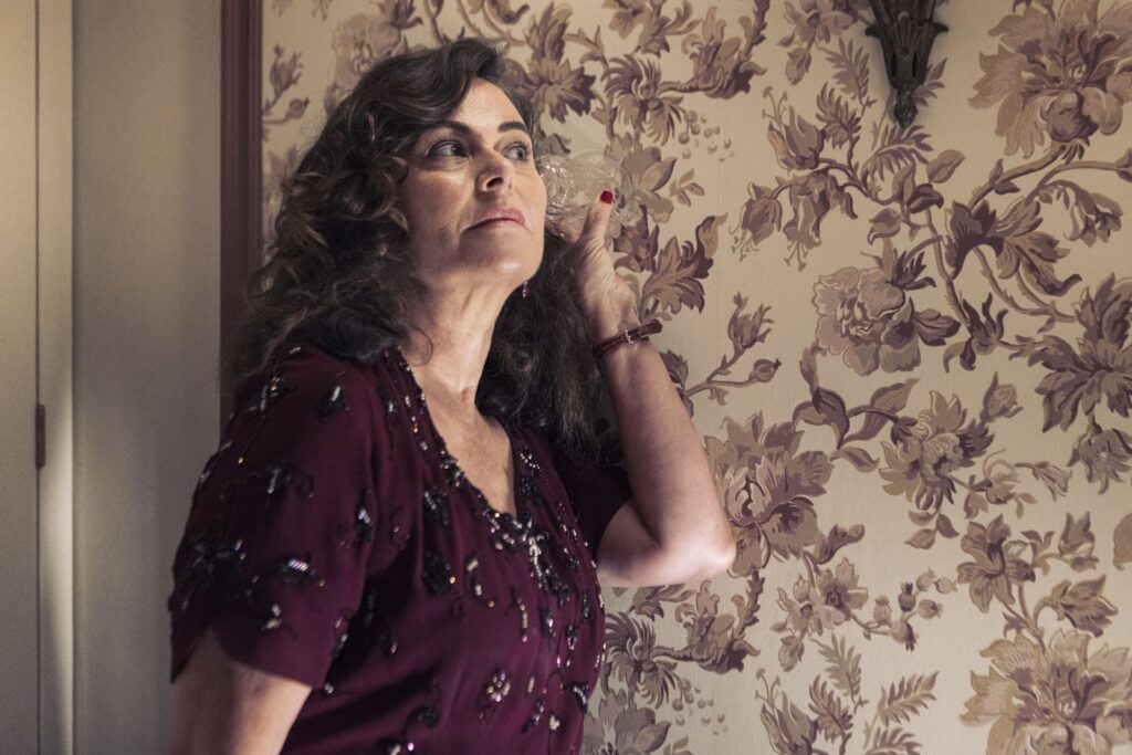 Epic Drama Bookish S01E05 copyright UKTV Nicolas Velter