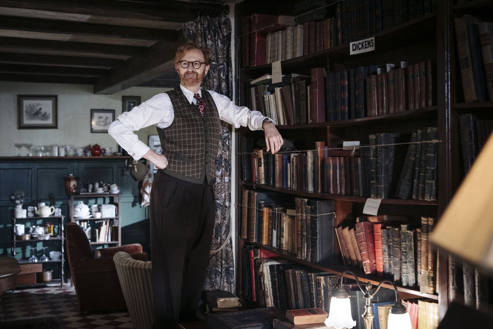 Epic Drama Bookish S01E06 copyright UKTV Toon Aerts