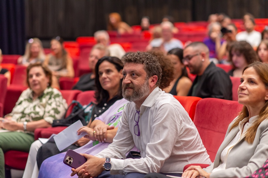 Photo 2 Νύχτες Πρεμιέρας