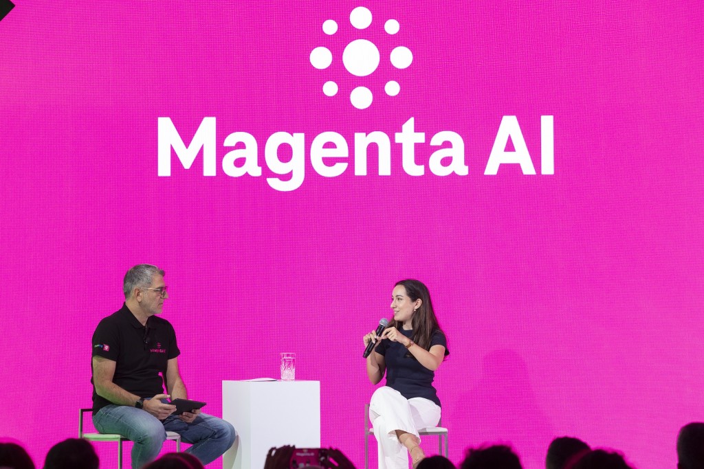 Photo3 Magenta AI