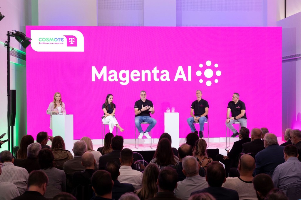 Photo4 Magenta AI