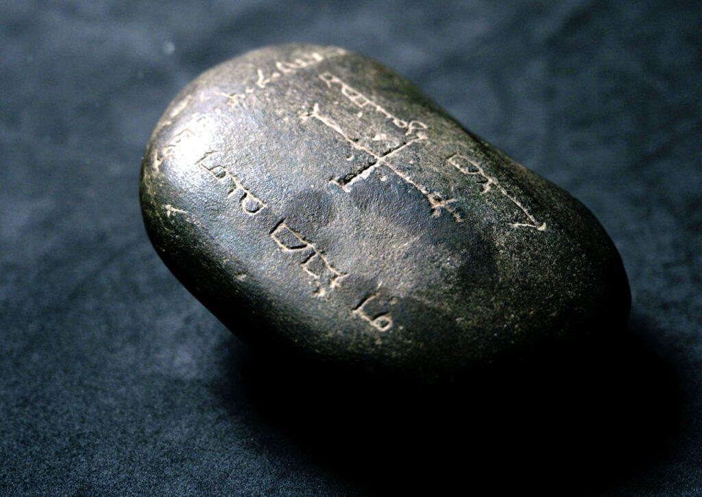 Viasat History Black Death S01 VIASAT 010