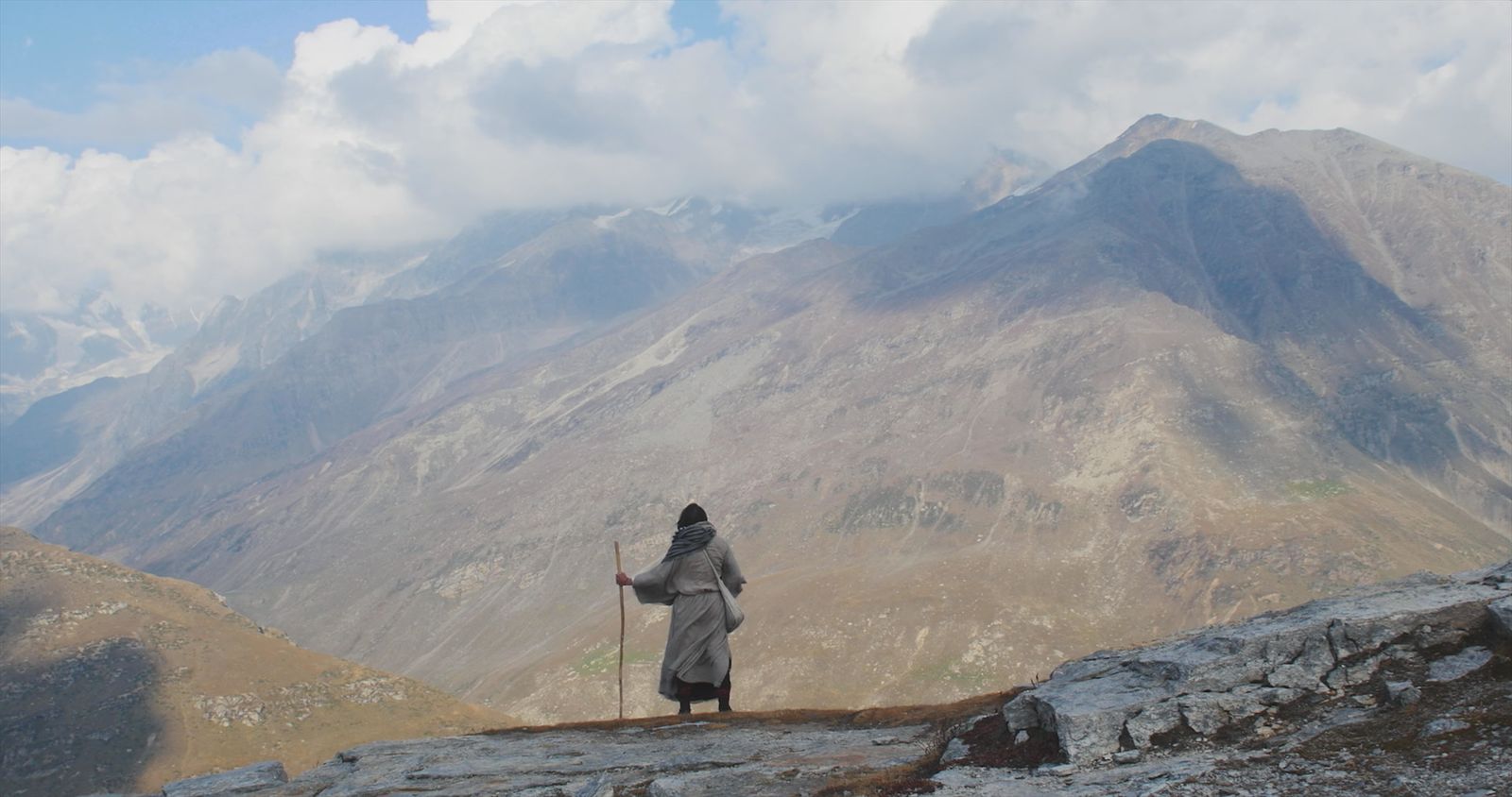 Viasat History Jesus looking out over mountains 10410712 300