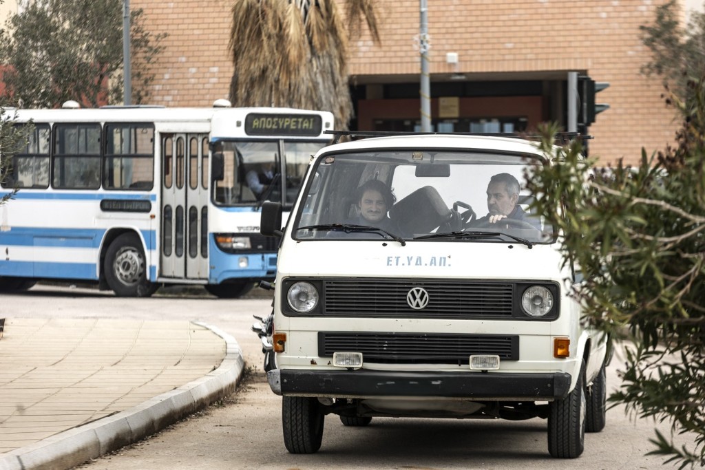 COSMOTE TV ΡΙΦΙΦΙ 4