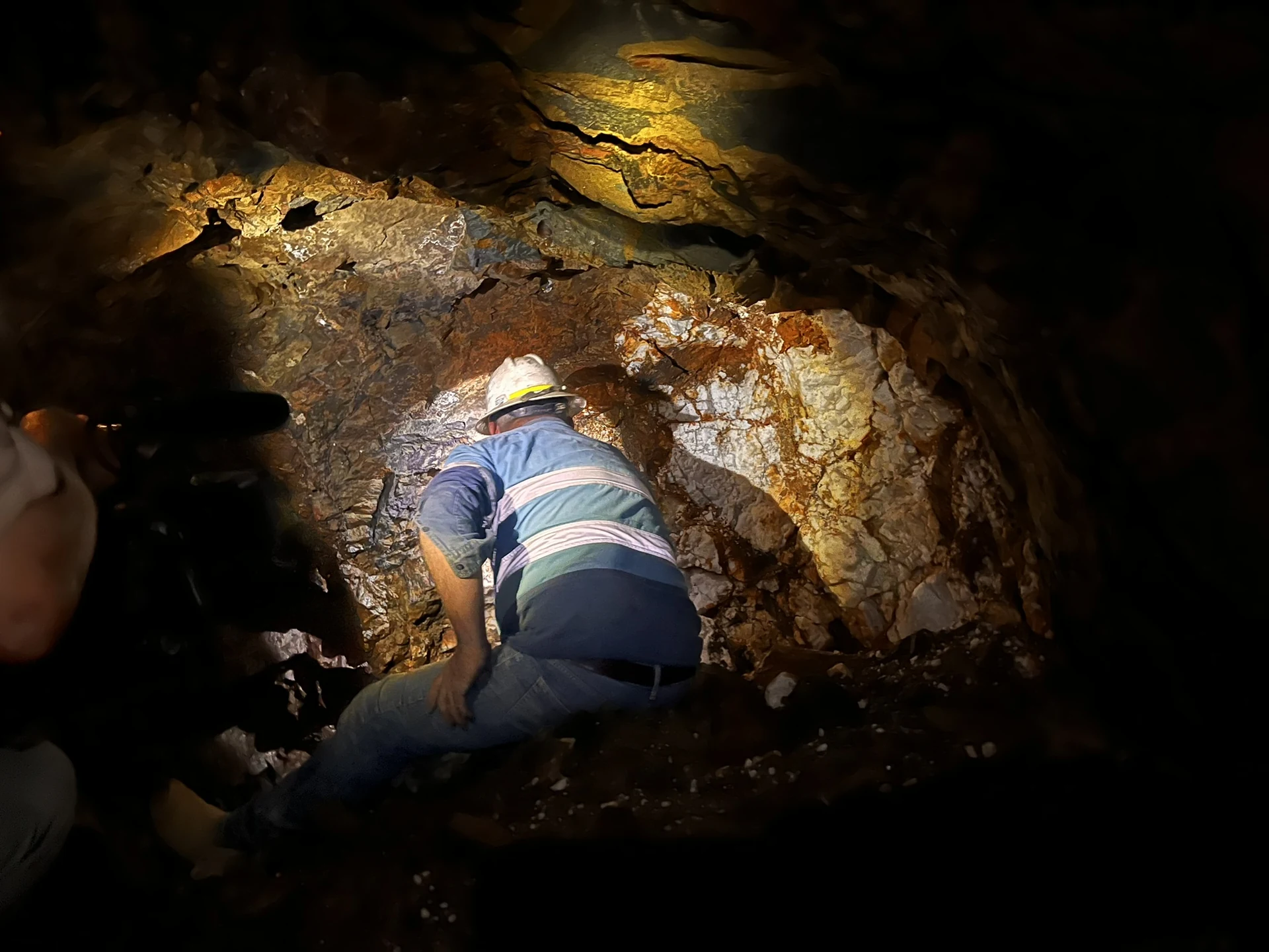 Viasat EXPLORE_Goldfever Australia_EP 02 James Maddens Mine
